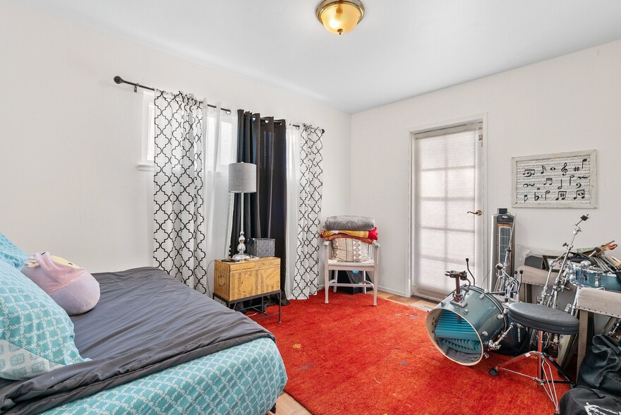 More Photos Of 1708 Hallmark Ln, San Jose Healthcare For Sale