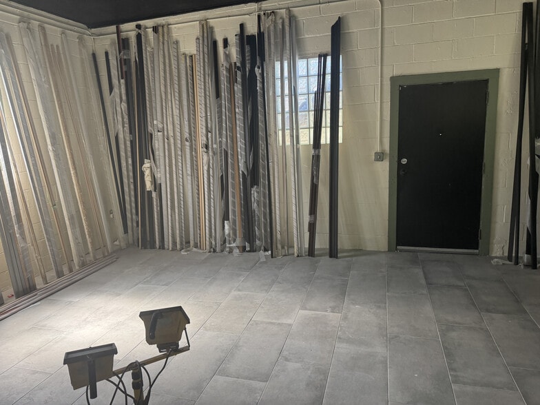 More Photos Of 732 Monroe Dr, Atlanta Storefront For Lease