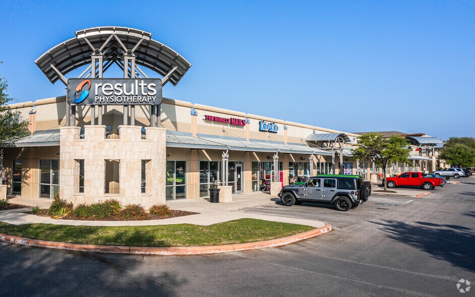 More Photos Of 11703-1 Huebner Rd, San Antonio Unknown For Lease