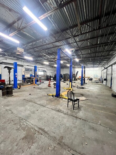 More Photos Of 8200-8290 W Bellfort St, Houston Unknown For Lease