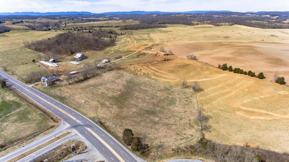 More Photos Of 15057 Lee Hwy, Buchanan Land For Sale