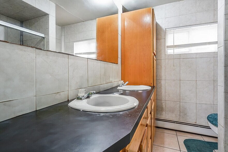 More Photos Of 115 34th St, Union City Apartments For Sale