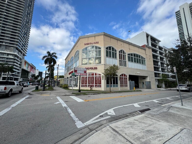 More Photos Of 2801 Biscayne Blvd, Miami Freestanding For Lease