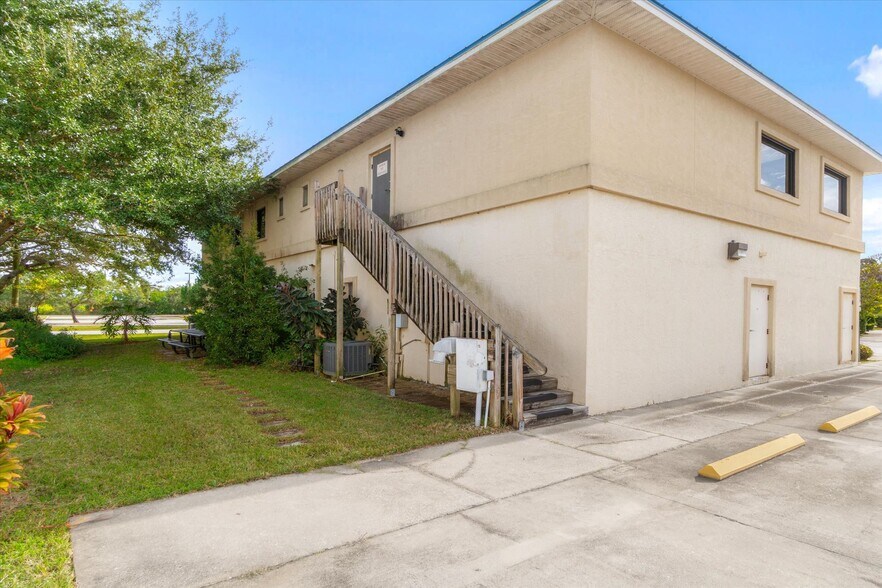 More Photos Of 9 San Bartola Dr, Saint Augustine Medical For Sale