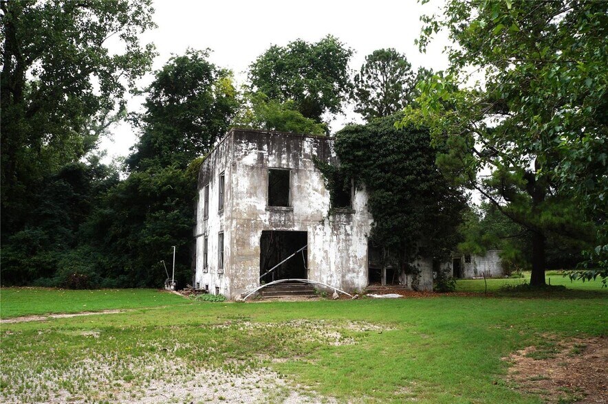 More Photos Of 919 S Jackson St, Kennett Assisted Living For Sale