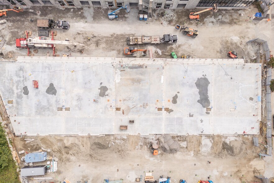 More Photos Of 8690 Barnard St, Vancouver Warehouse For Sale