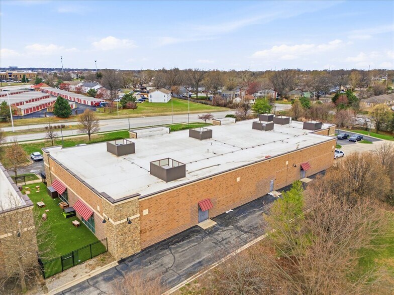 More Photos Of 1740 E Harold St, Olathe Freestanding For Sale