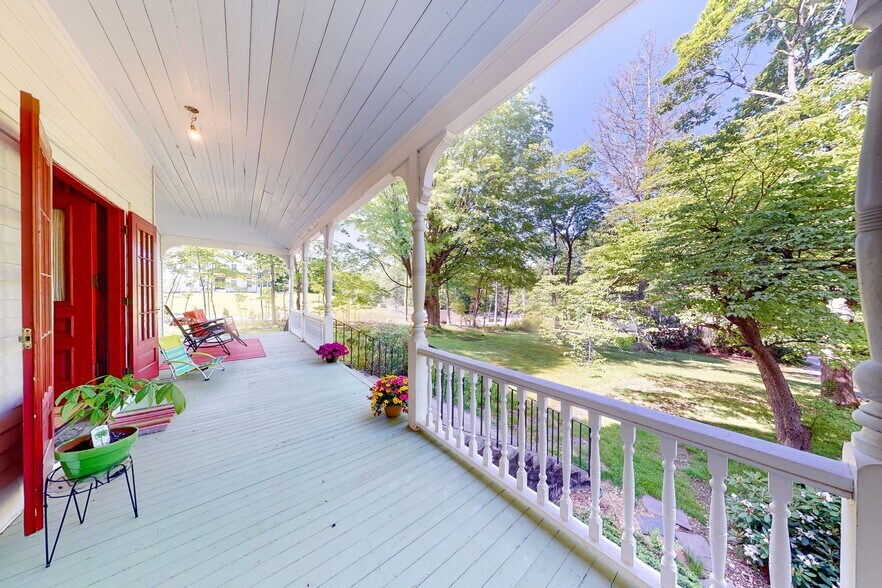 More Photos Of 40 High St, Acton Apartments For Sale