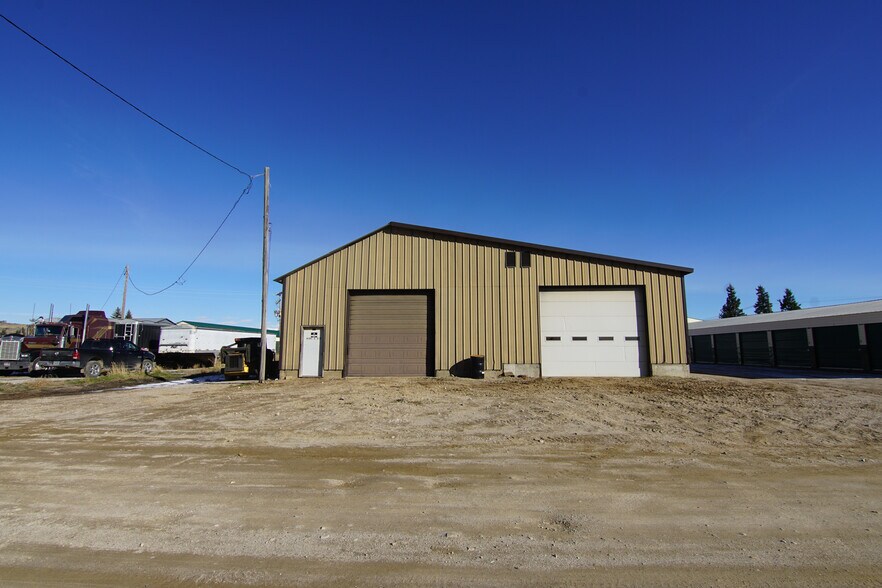 More Photos Of 6101 S 2nd St, Tetonia Service For Sale