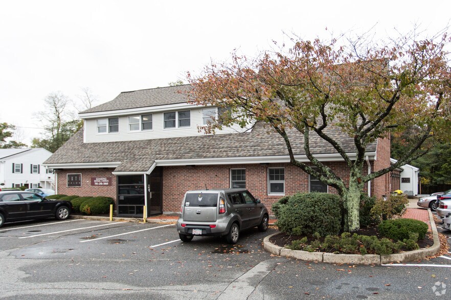 More Photos Of 16 Boston Post Rd, Wayland Office For Lease