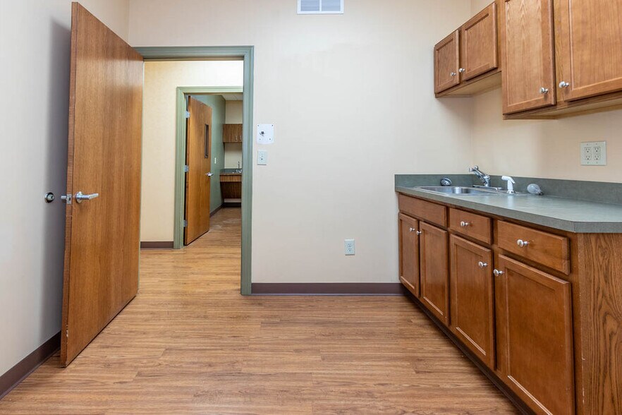 More Photos Of 90 Professional Pky, Lockport Medical For Lease
