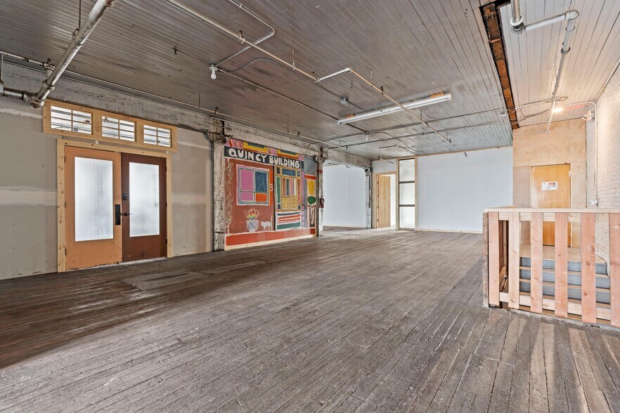 More Photos Of 1311 W 13th St, Kansas City Office For Sale