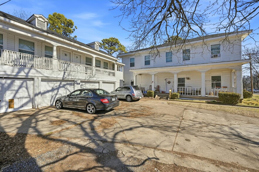 More Photos Of 3720 Sockwell Blvd, Greenville Apartments For Sale