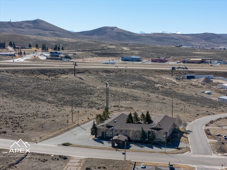 More Photos Of 339 Wasatch Rd, Evanston Hotel For Sale