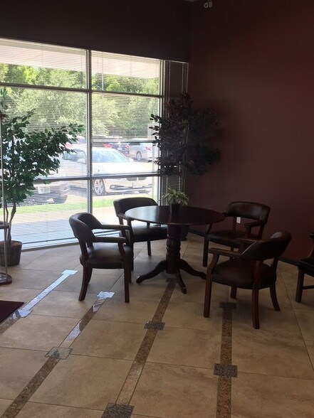More Photos Of 15310 Park Row, Houston Office For Lease