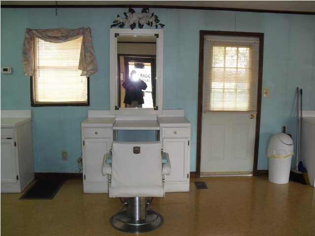 More Photos Of 5465 Highway 41, Jasper General Retail For Sale