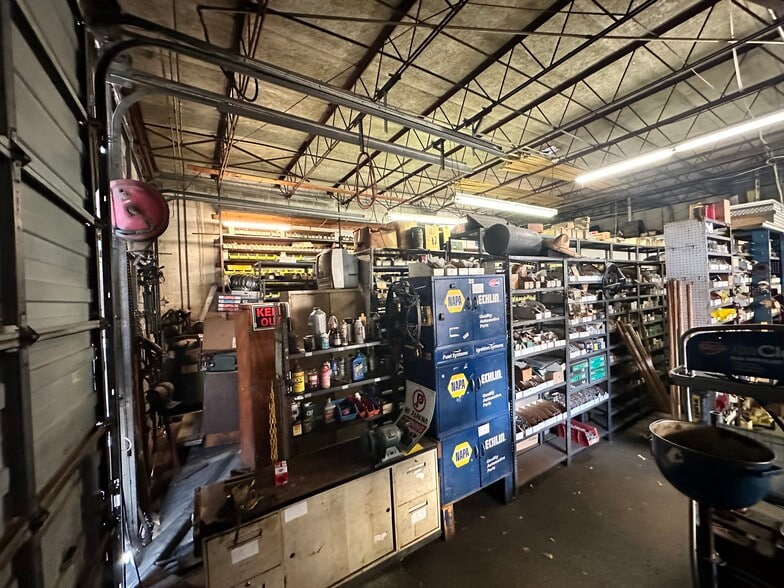More Photos Of 2304 SW 60th Way, Miramar Auto Repair For Lease