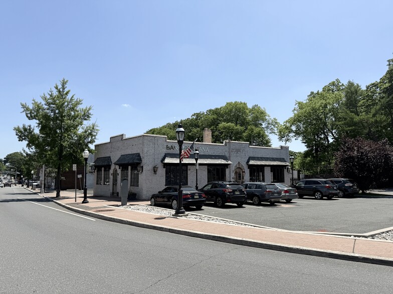 Primary Photo Of 24 North Ave E, Cranford Restaurant For Lease