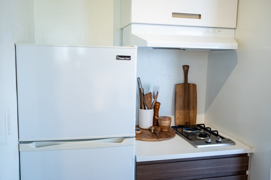 More Photos Of 325 Ingalls St, Santa Cruz Service For Sale