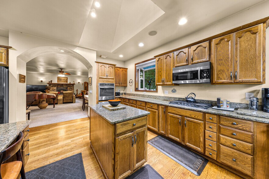 More Photos Of 918 Citadel Dr, Everson Multifamily For Sale