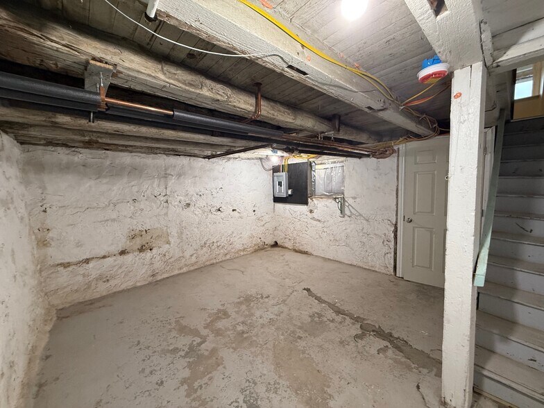 More Photos Of 9 W Chestnut St, Souderton Apartments For Sale