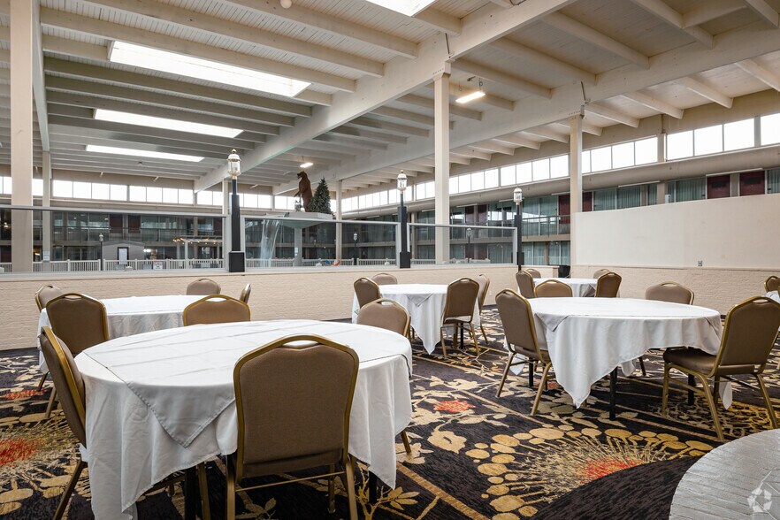 More Photos Of 1399 Bench Rd, Pocatello Hotel For Sale