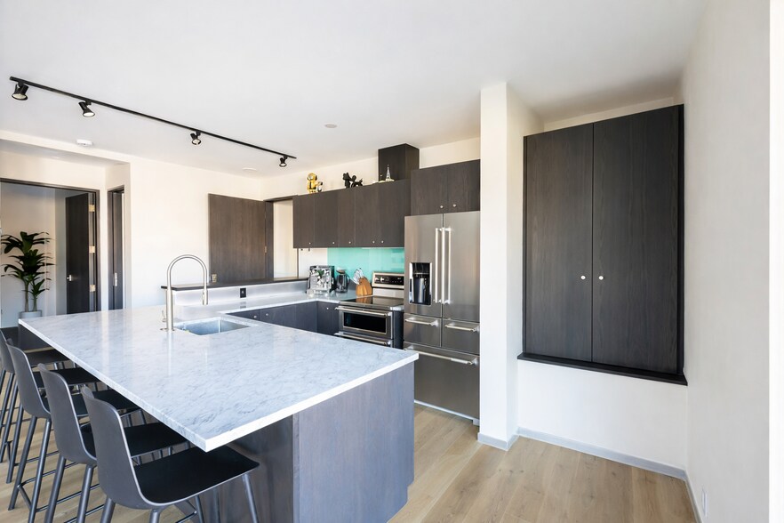 More Photos Of 130 Gulf Stream Ln, Hailey Flex For Sale