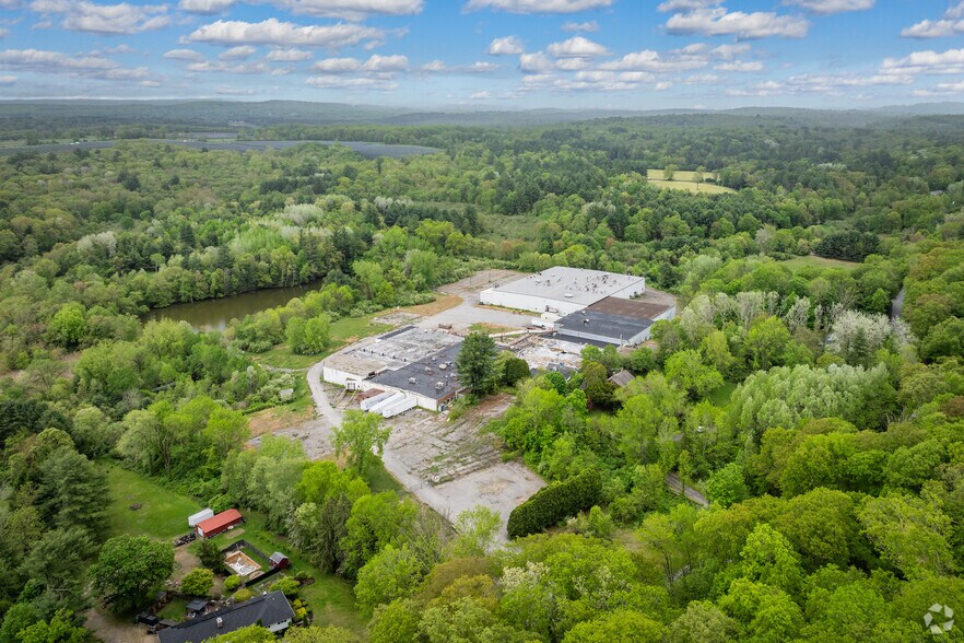 More Photos Of 153 Searles Rd, Pomfret Food Processing For Lease