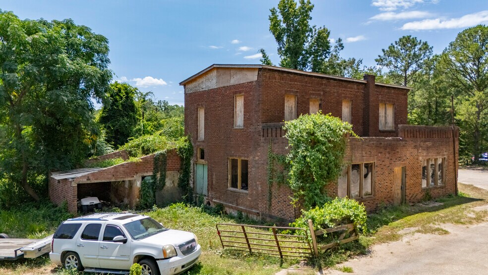 More Photos Of 1177 Richtex Rd, Winnsboro Showroom For Sale