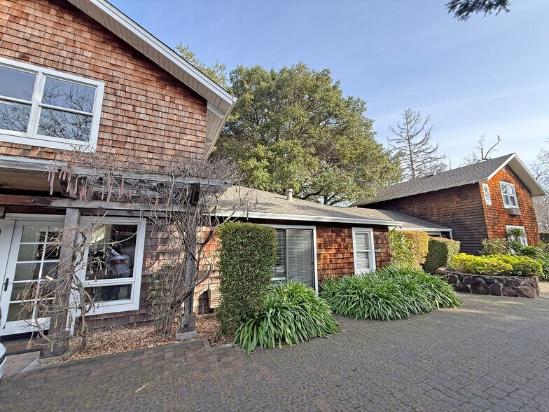 More Photos Of 1025 5th St, Novato Office For Sale