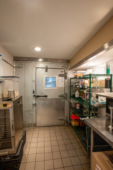 More Photos Of 1312 S Wabash Ave, Chicago Apartments For Lease