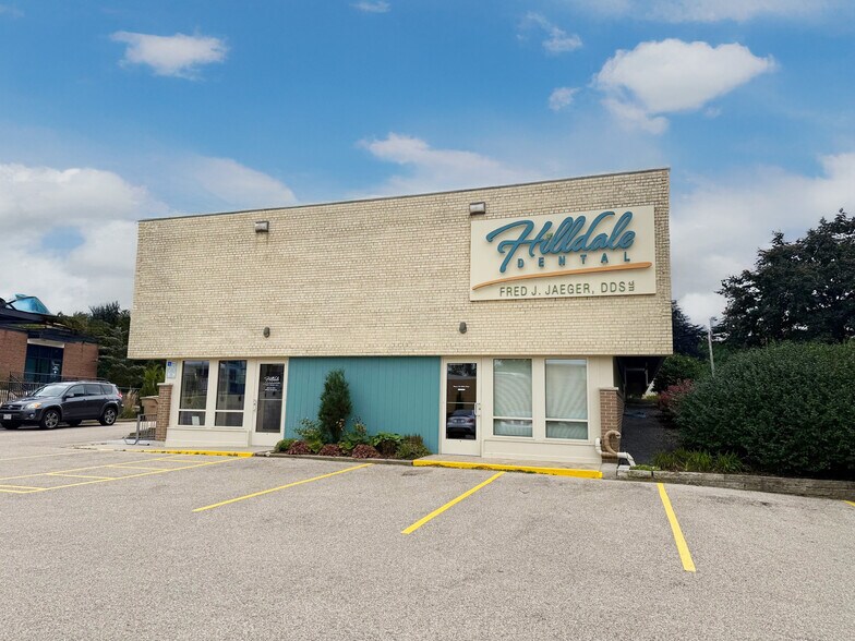 More Photos Of 4414 Regent St, Madison Office For Sale