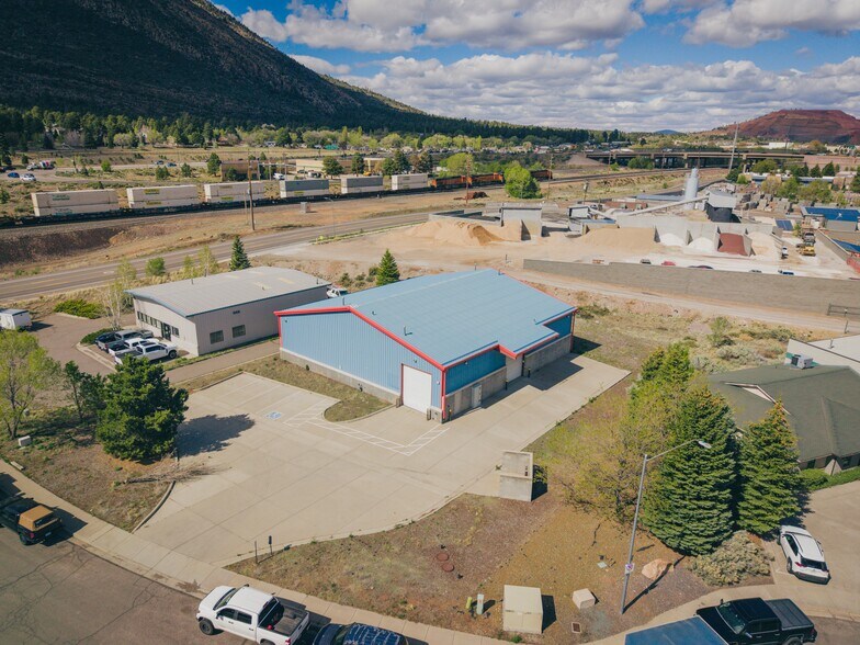 More Photos Of 3748 N Eagle Mountain Dr, Flagstaff Warehouse For Lease