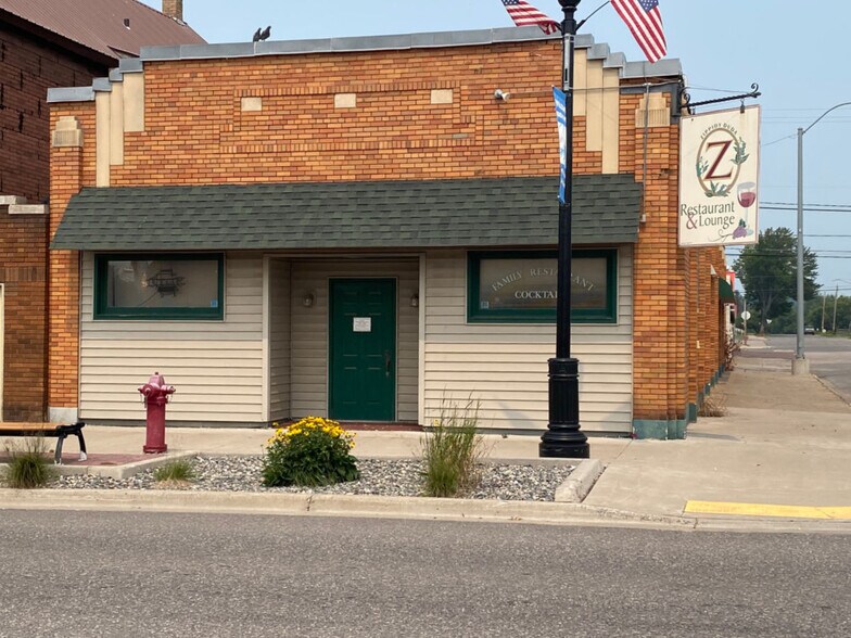 Primary Photo Of 202 W Genesee St, Iron River Restaurant For Sale