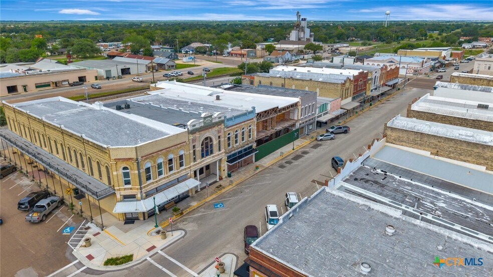 More Photos Of 119 E Main St, Cuero General Retail For Sale