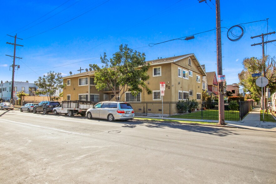 More Photos Of 1680 W 22nd St, Los Angeles Apartments For Sale