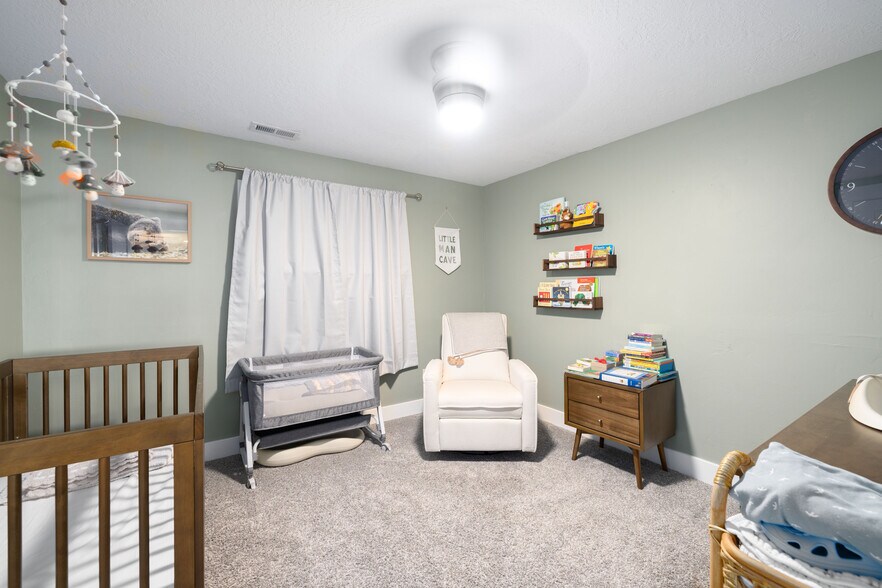 More Photos Of 270 E 5100 S, Washington Terrace Multifamily For Sale