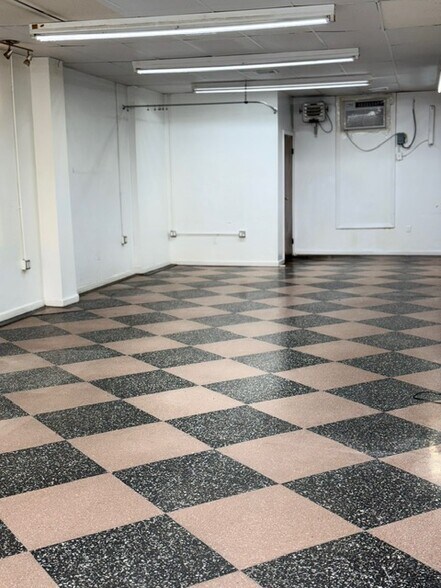 More Photos Of 322-324 Van Brunt St, Brooklyn Storefront Retail Residential For Lease