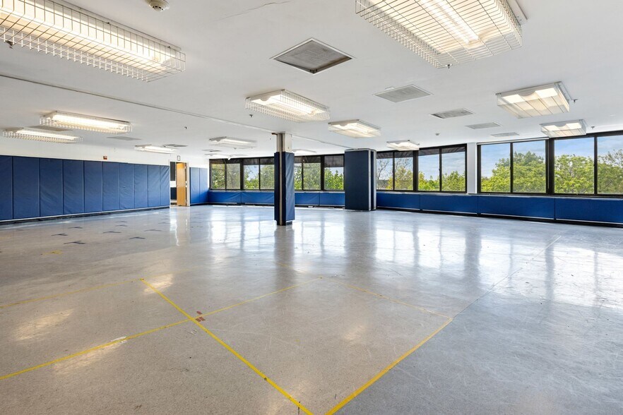 More Photos Of 110-120 Fisher Ave, Boston Skilled Nursing Facility For Lease