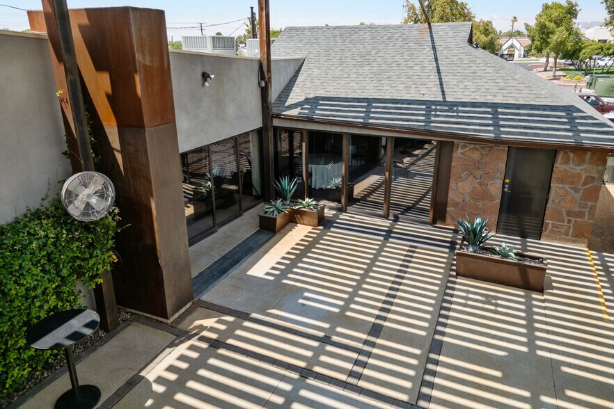More Photos Of 553 California Ave, Boulder City Restaurant For Sale