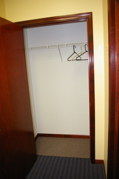 More Photos Of 4980 Benchmark Centre Dr, Belleville Medical For Lease