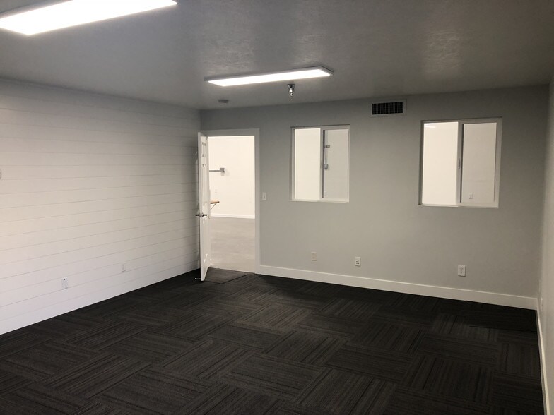 More Photos Of 96 N 1800 W, Lindon Warehouse For Lease