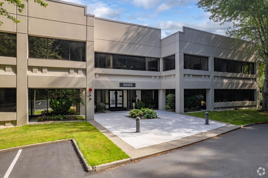 More Photos Of 3005 112th Ave NE, Bellevue Office For Lease