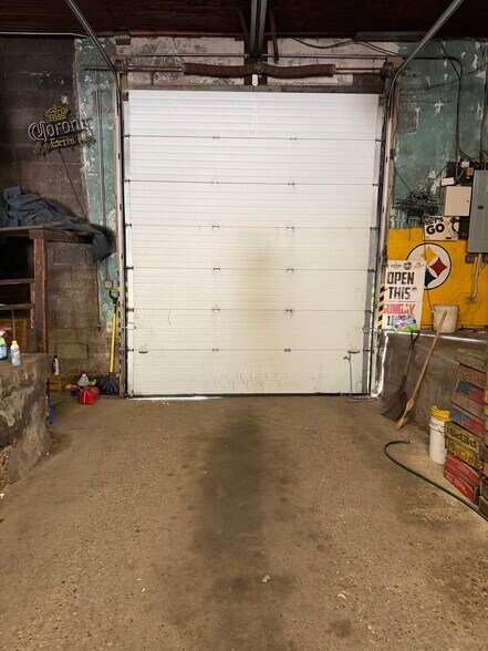 More Photos Of 1404 4th Ave, Coraopolis Warehouse For Sale