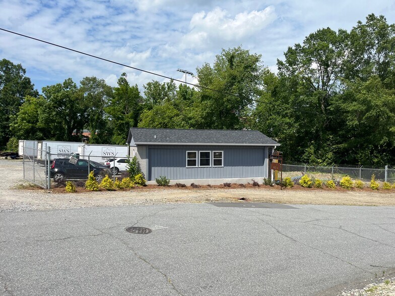 More Photos Of 116 Massey St, Fort Mill Flex For Sale