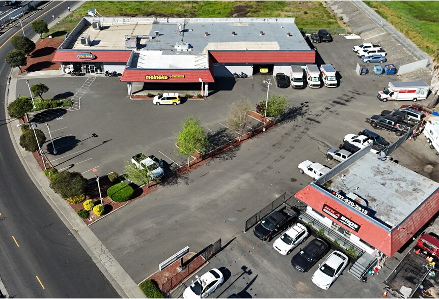 More Photos Of 1525 Holiday Ln, Fairfield Auto Repair For Sale