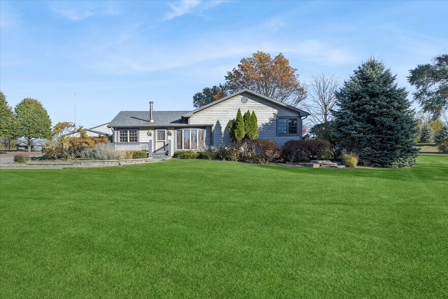 More Photos Of 22962 S Harlem Ave, Frankfort Showroom For Sale