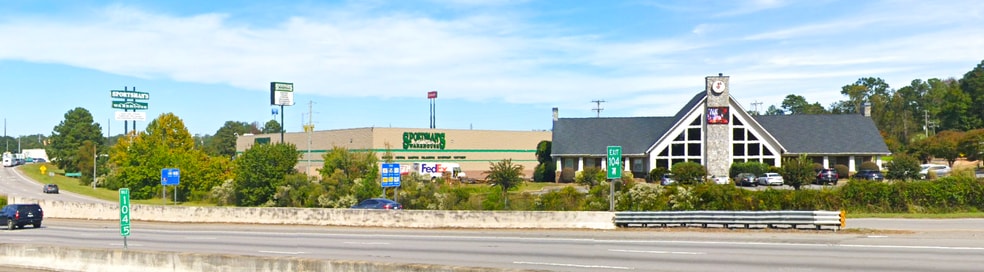 More Photos Of 3905 Fernandina Rd, Columbia Freestanding For Sale