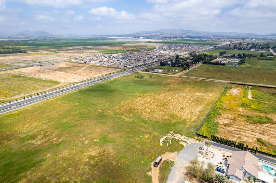 More Photos Of 25245 Ethanac Rd, Menifee Land For Sale