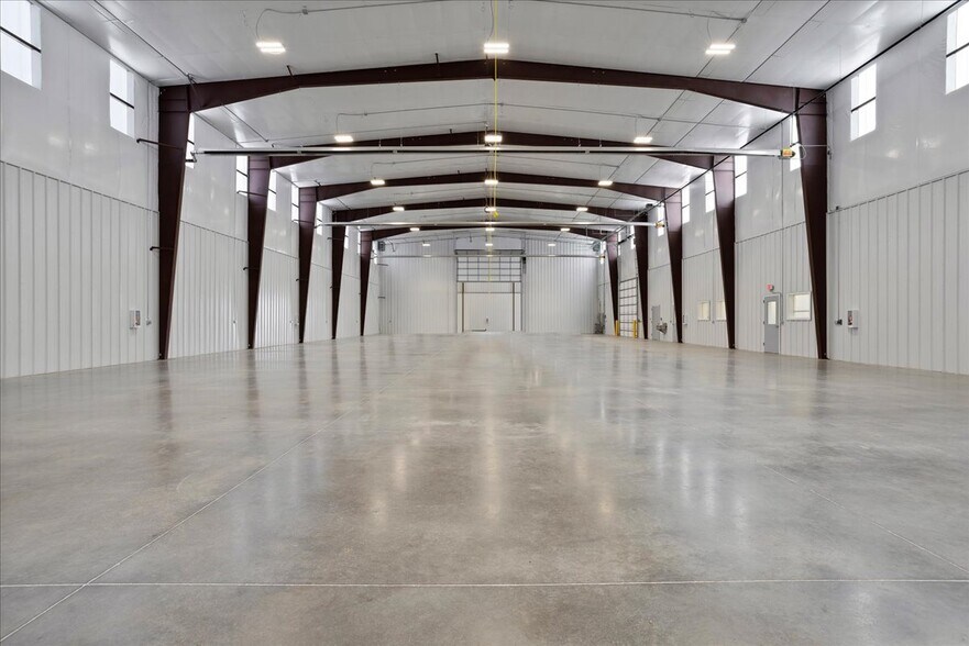 More Photos Of Mckinney Drive, Cheyenne Manufacturing For Lease